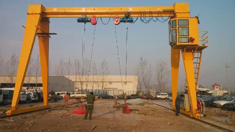 MHE 늄(dng)JTʽؙC(j) MHE type electric hoist single girder gantry crane